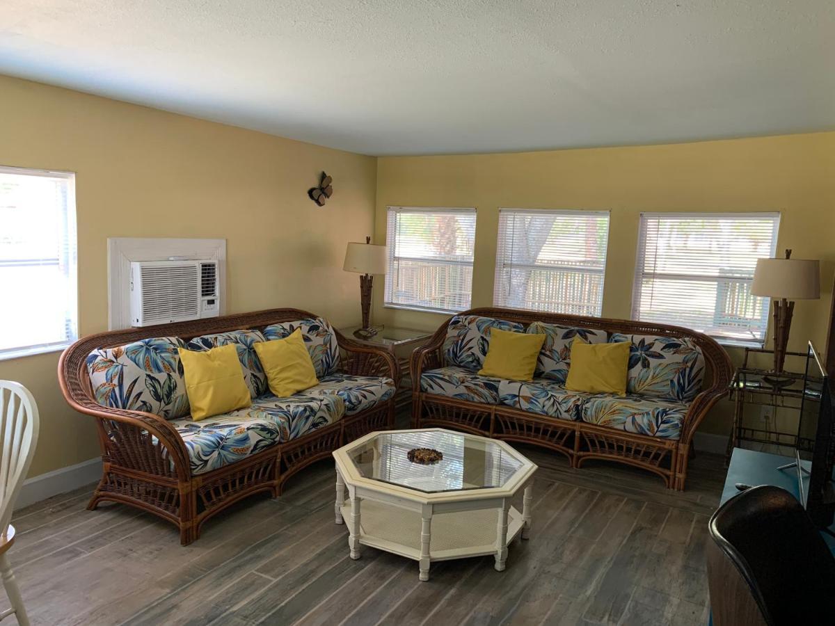 Nature Coast Inn & Cottages Inglis Екстериор снимка
