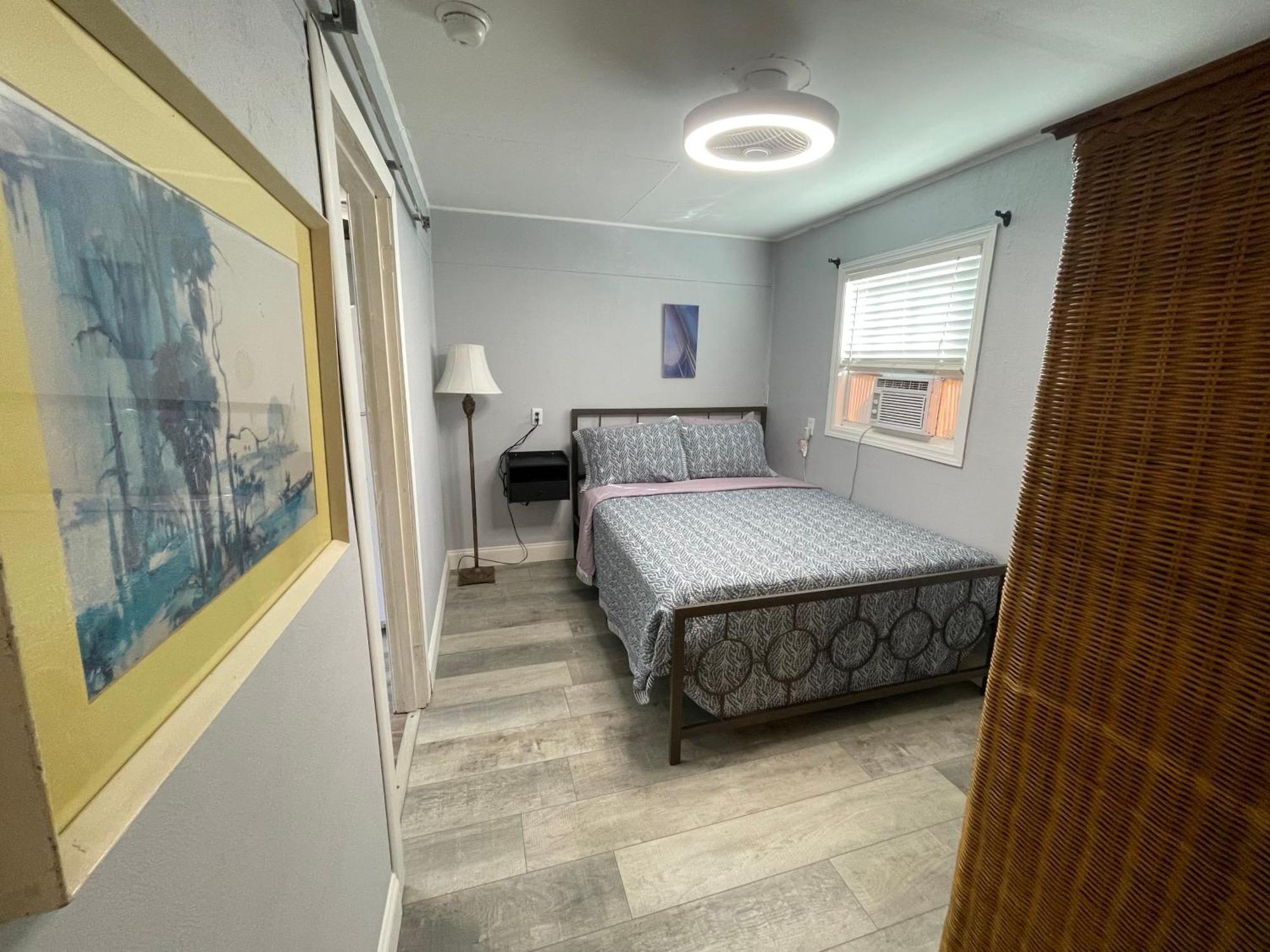 Nature Coast Inn & Cottages Inglis Екстериор снимка
